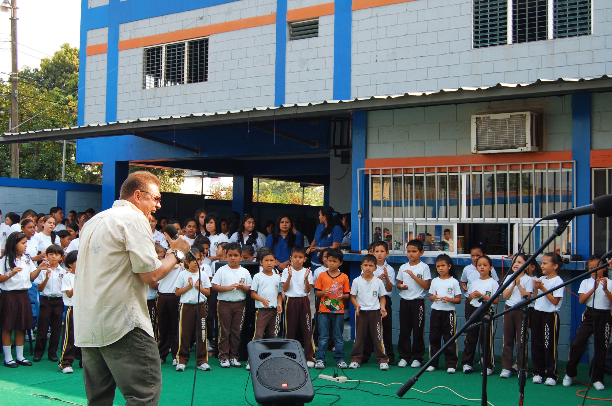 2013 - Adonai Bilingual School