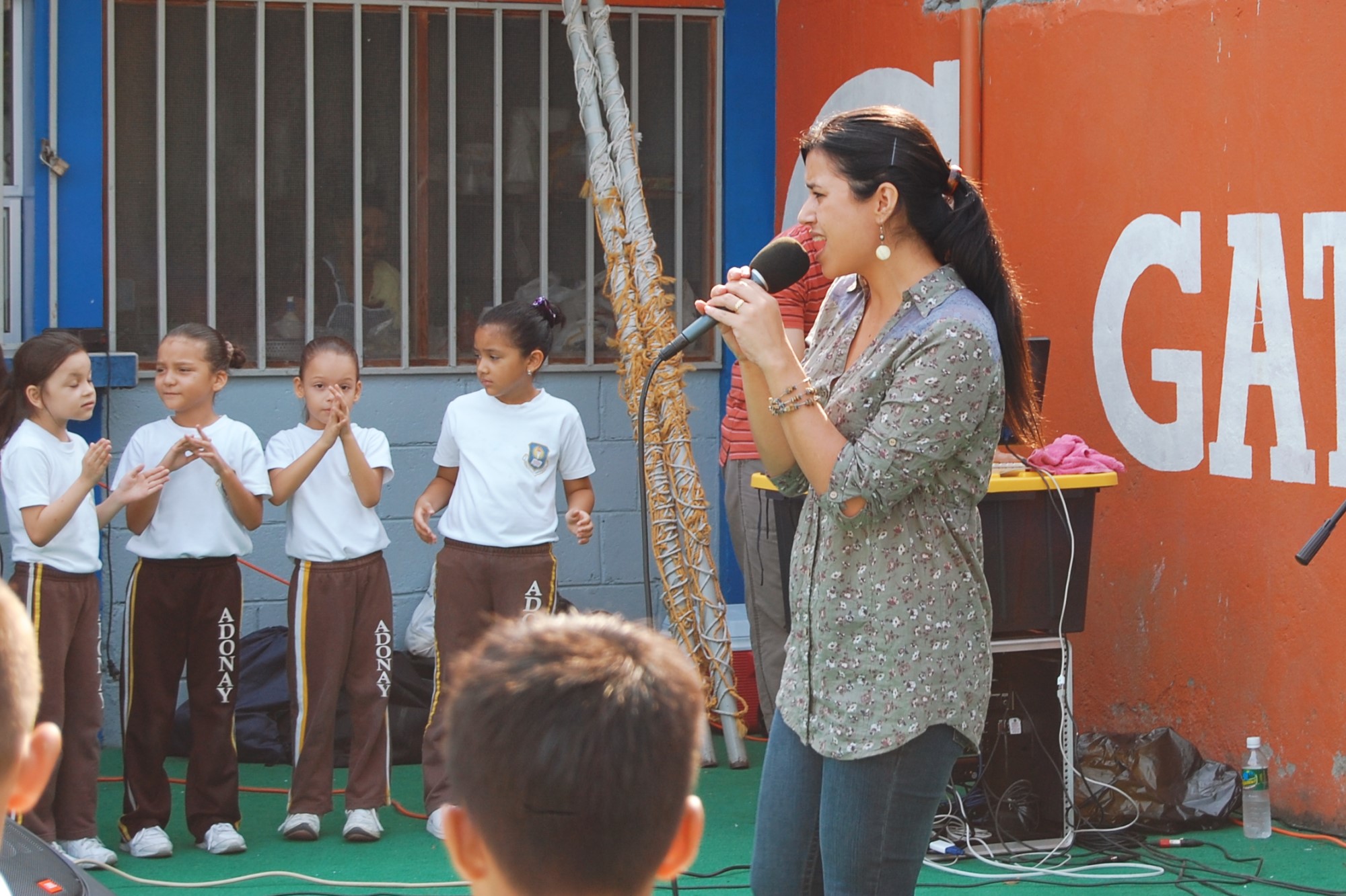 2013 - Adonai Bilingual School
