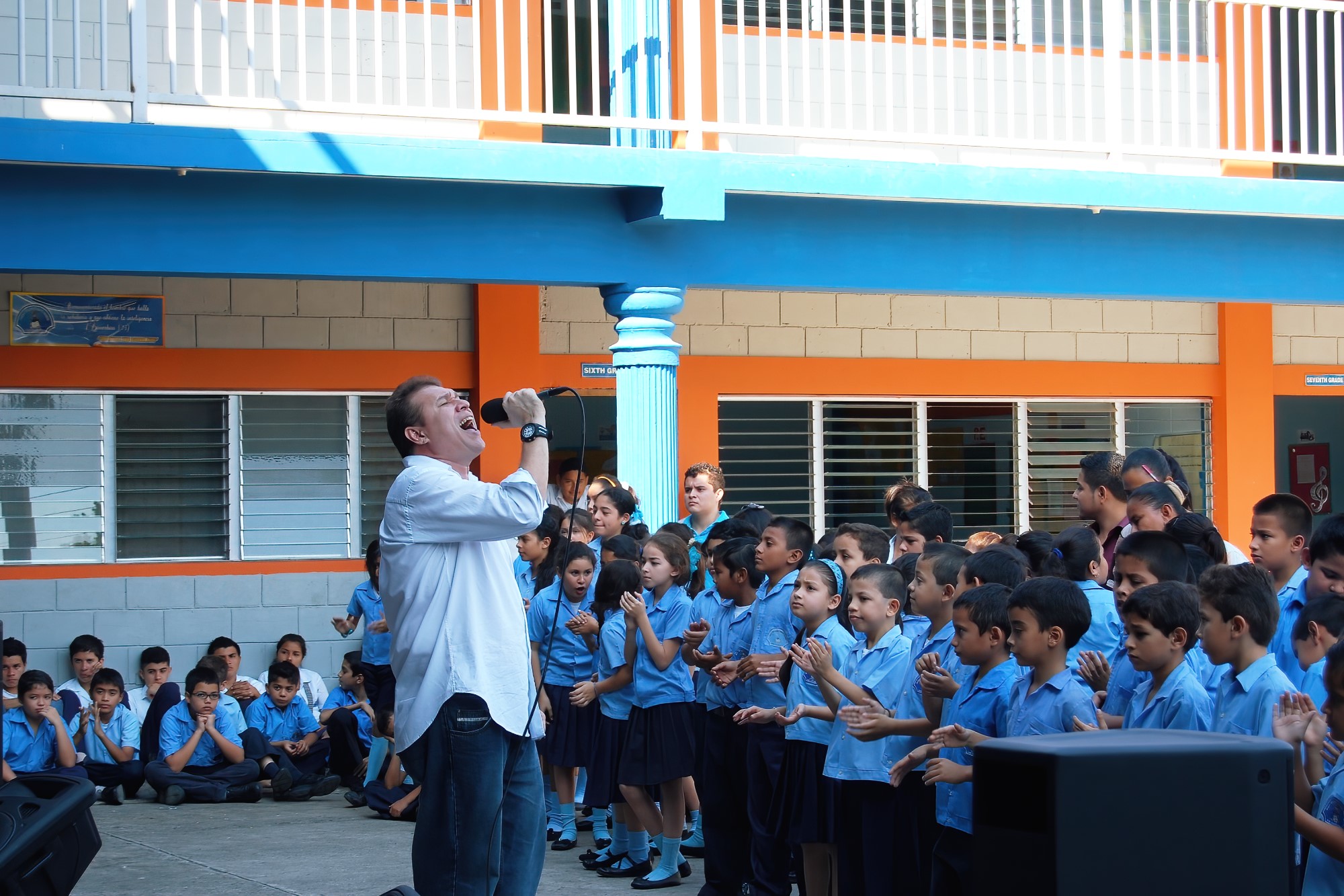 2013 - Belén Bilingual School